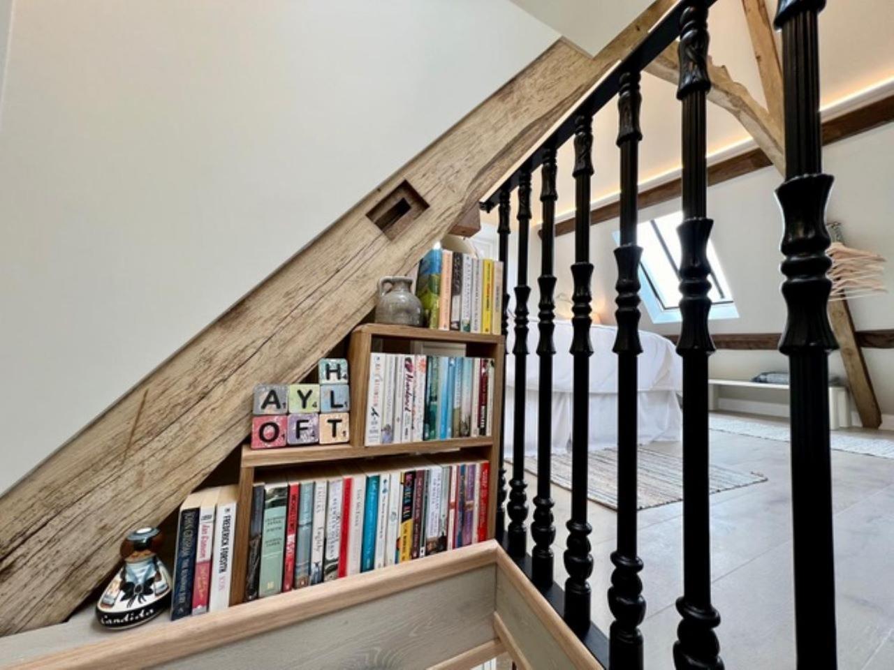 Villa Idyllic Secluded Hideaway With Countryside Views On The Edge Of The Cotswolds à Hailey Extérieur photo