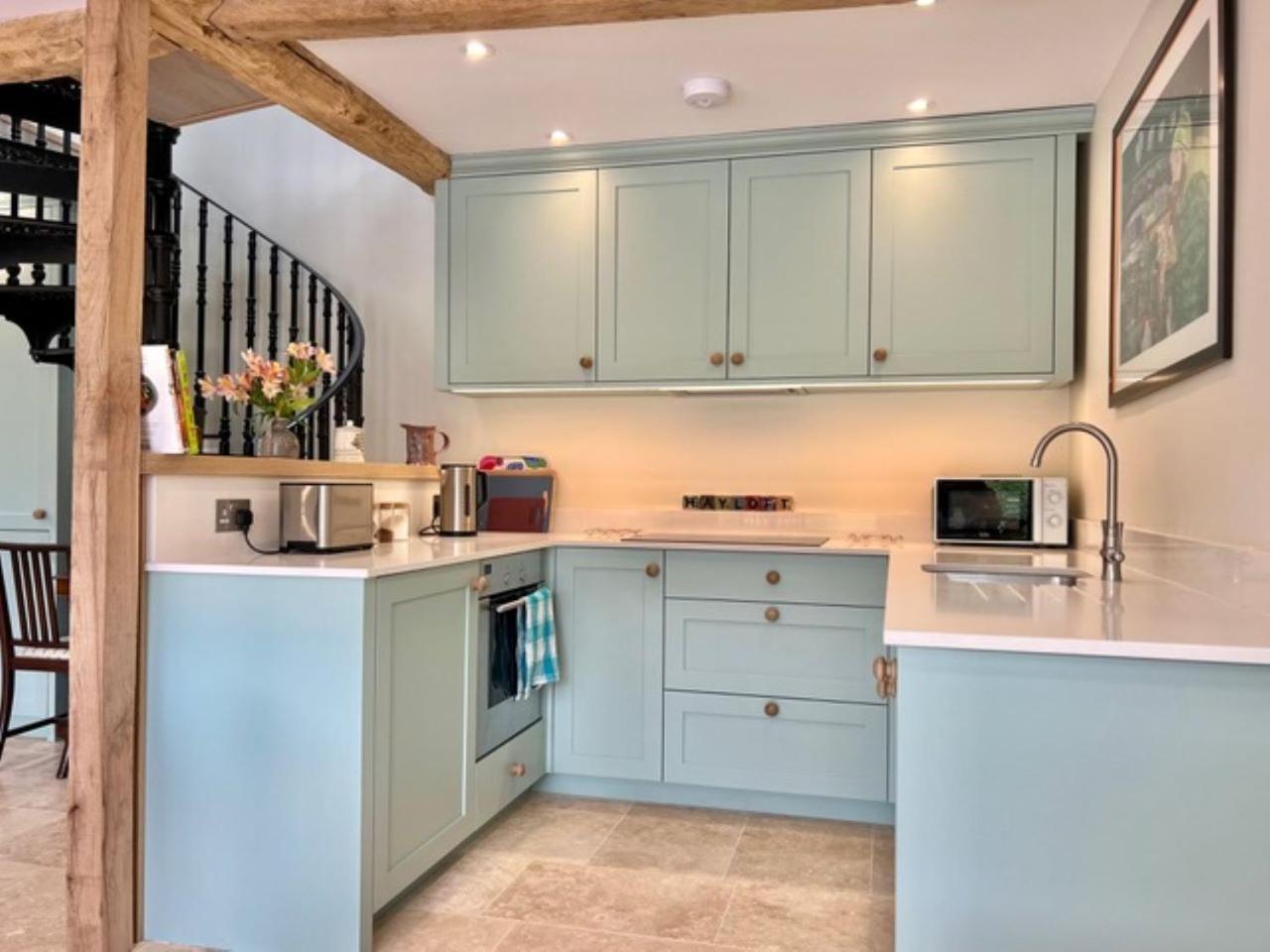 Villa Idyllic Secluded Hideaway With Countryside Views On The Edge Of The Cotswolds à Hailey Extérieur photo