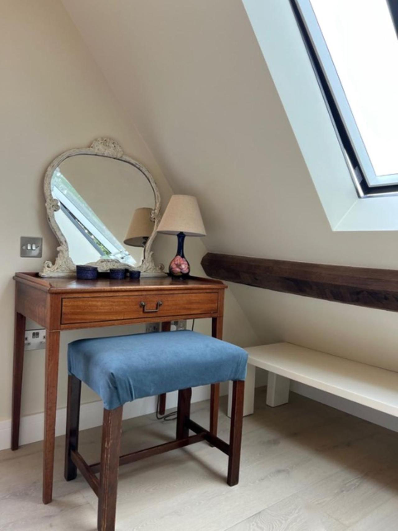 Villa Idyllic Secluded Hideaway With Countryside Views On The Edge Of The Cotswolds à Hailey Extérieur photo